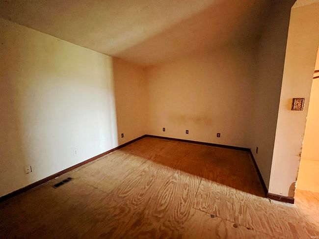 4524 E 800 N, House other with 1 bedrooms, 1 bathrooms and null parking in Ossian IN | Image 28