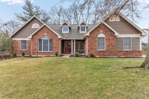 390 Portsmouth Dr, Saint Charles, MO, 63303-2926 | Card Image