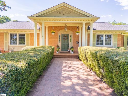 136 Club Dr, Simpsonville, SC, 29681-4144 | Card Image