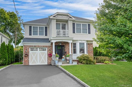 181 Beech St, Eastchester, NY, 10709-3845 | Card Image