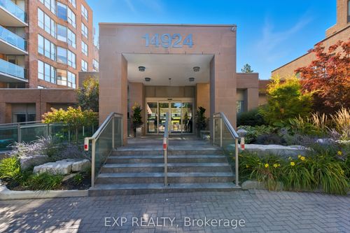 111-14924 Yonge St, Aurora, ON, L4G6H7 | Card Image