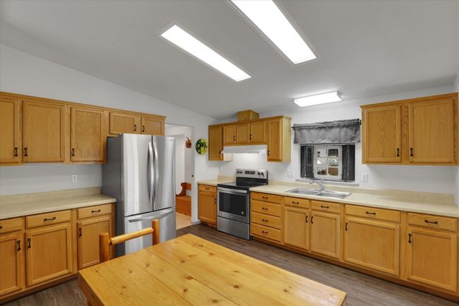 281 Yocum Lake Rd W, House other with 3 bedrooms, 2 bathrooms and null parking in Ione WA | Image 6