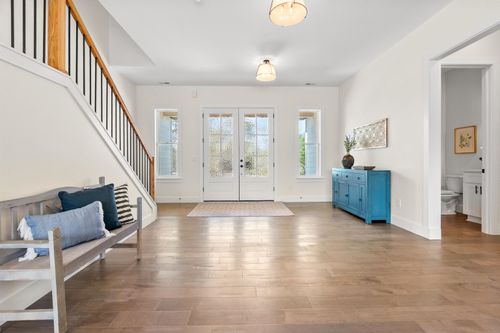 6910 Mountain View Rd, Taylors, SC, 29687-7024 | Card Image