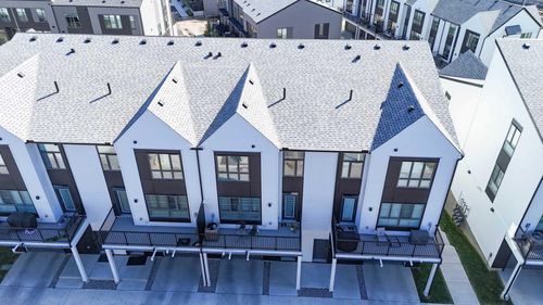 142 Sovereign Common Sw, Calgary, AB, T3C3Y3 | Card Image