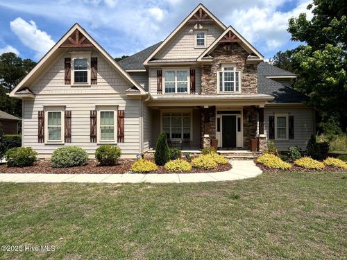 30 Spearhead Dr, Whispering Pines, NC, 28327-9691 | Card Image