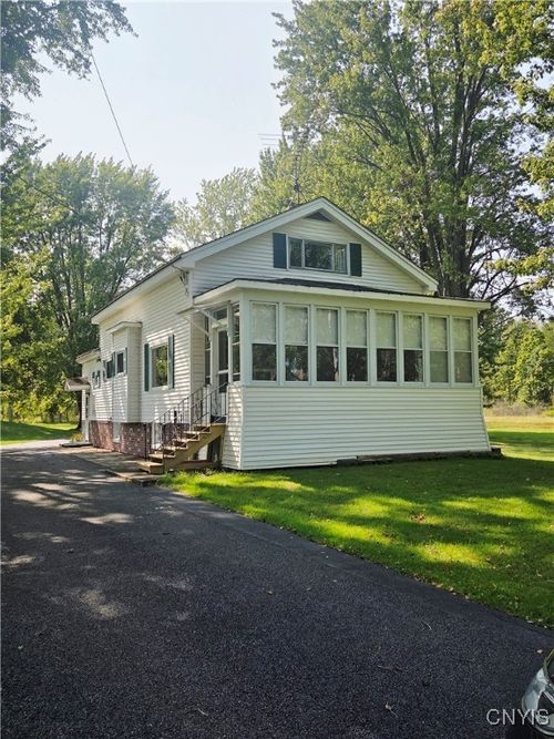 1109 Williams St, Oneida, NY, 13421-3017 | Card Image