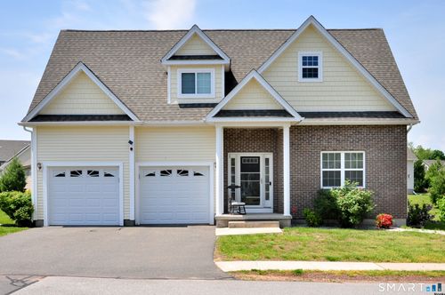 81-81 Windermere Village Rd, Ellington, CT, 06029-3933 | Card Image