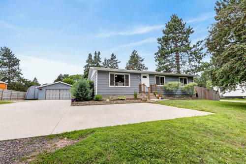 2105 Strader Dr, Grand Rapids, MN, 55744-3073 | Card Image