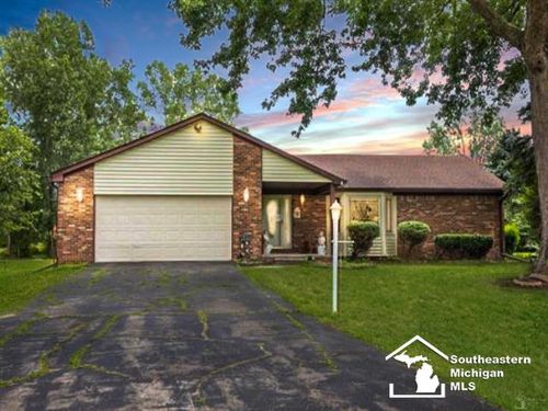 28237 W Huron River Dr, Flat Rock, MI, 48134-9745 | Card Image