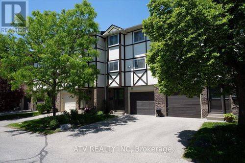 21-1485 Gulleden Dr, Mississauga, ON, L4X2T2 | Card Image