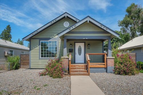 915 E Crown Ave, Spokane, WA, 99207 | Card Image