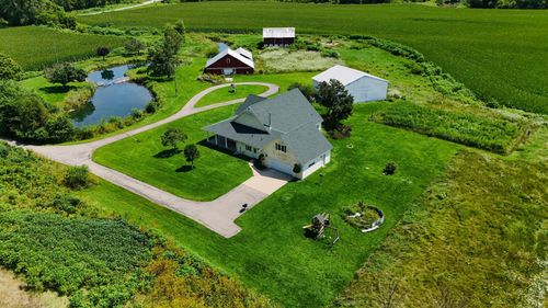 10229 County 4, Houston, MN, 55943-8355 | Card Image