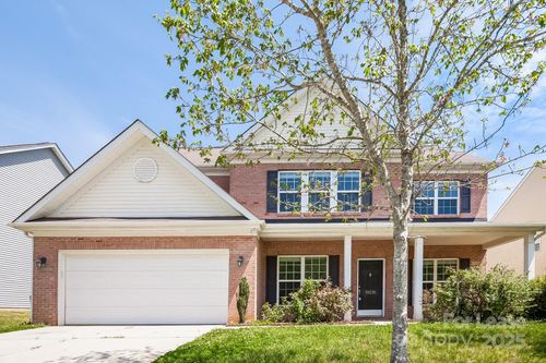 10230 Little Whiteoak Rd, Charlotte, NC, 28215-8911 | Card Image
