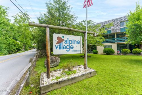 110-260 Roaring Fork Rd, Gatlinburg, TN, 37738-4821 | Card Image