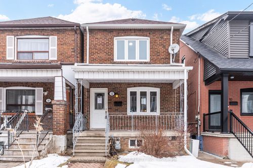 12 Innes Ave, Toronto, ON, M6E1M8 | Card Image
