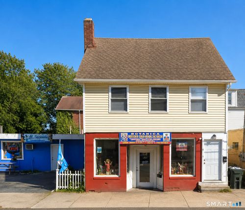 77 Truman St, New London, CT, 06320-5633 | Card Image