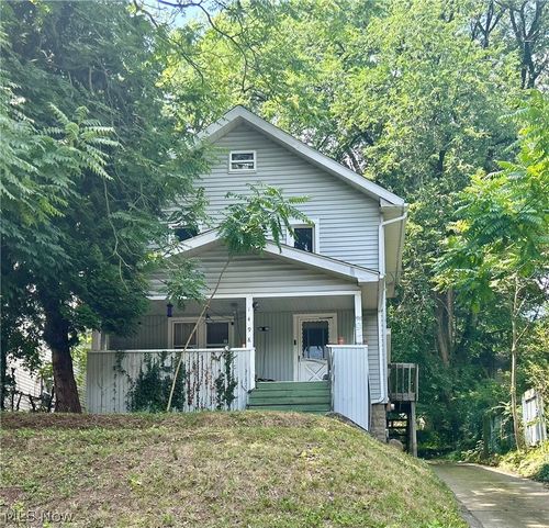 1498 Overlook Dr, Akron, OH, 44314-3337 | Card Image
