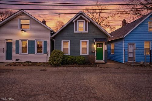 4226 Fulton Ct, Cleveland, OH, 44113-3357 | Card Image