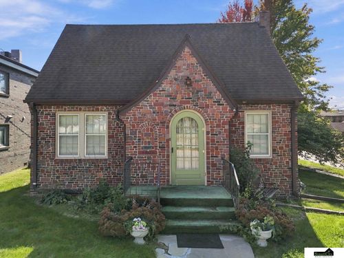 4603 Calvert St, Lincoln, NE, 68506-6421 | Card Image