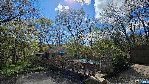 540 Paterson Hamburg Turnpike, West Milford, NJ, 07480 | Card Image