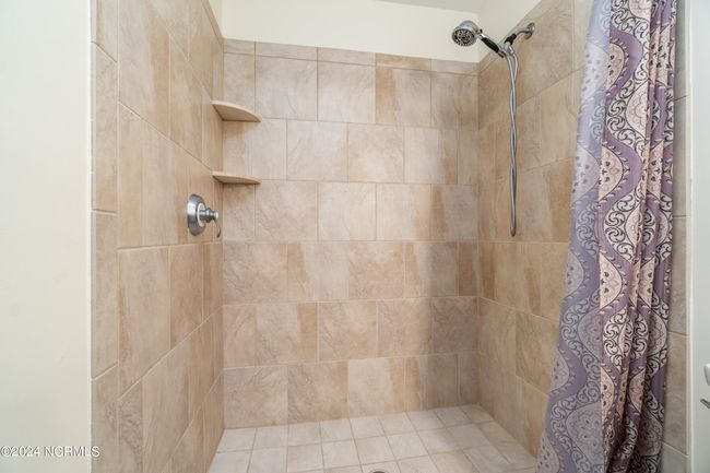 5 West Ct, House other with 6 bedrooms, 5 bathrooms and 1 parking in Pine Knoll Shores NC | Image 36
