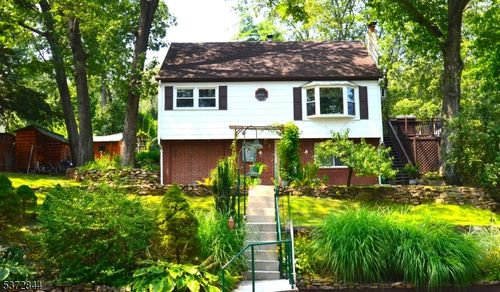 2 Roger Ave, Haskell, NJ, 07420-1523 | Card Image