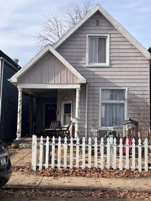 1425 Delmar Ave, Evansville, IN, 47712-4636 | Card Image