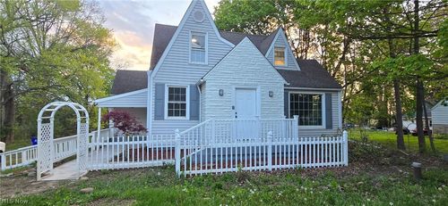 3389 State Route 43, Kent, OH, 44240 | Card Image