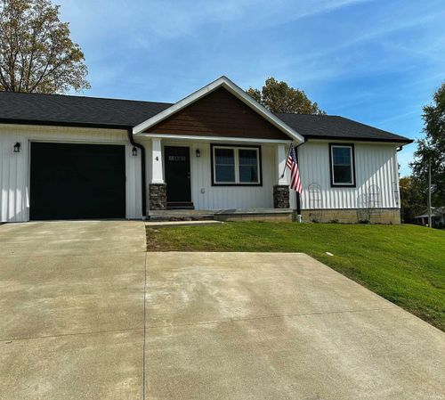 4 Cindy Kay Dr, Washington, IN, 47501-3396 | Card Image