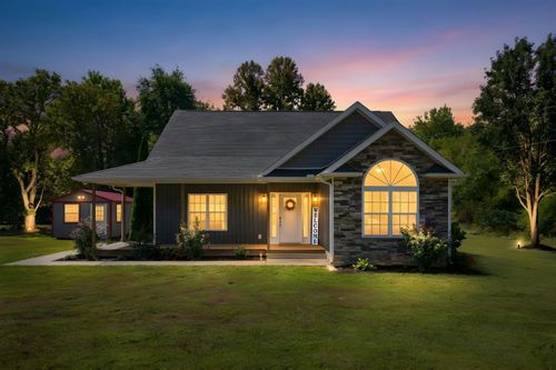 1017 Glendale Dr, Dickson, TN, 37055-4067 | Card Image