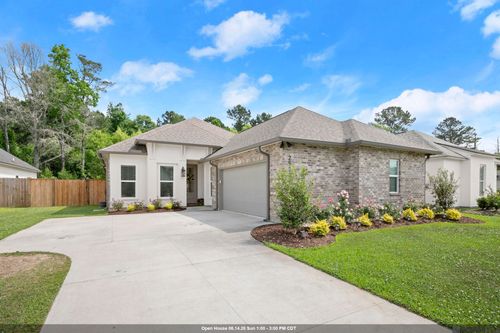 25335 Burlington Dr, Denham Springs, LA, 70726-6193 | Card Image