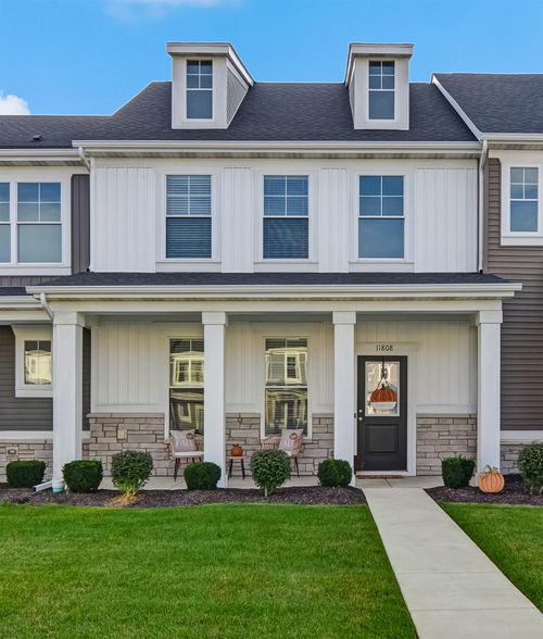11808 Vermont St, Crown Point, IN, 46307-7382 | Card Image