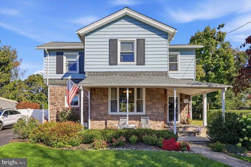 180 Harper Ave, YARDLEY, PA, 19067-1618 | Card Image