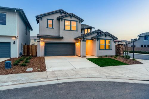 352 Huckleberry Road S, Madera, CA, 93636 | Card Image