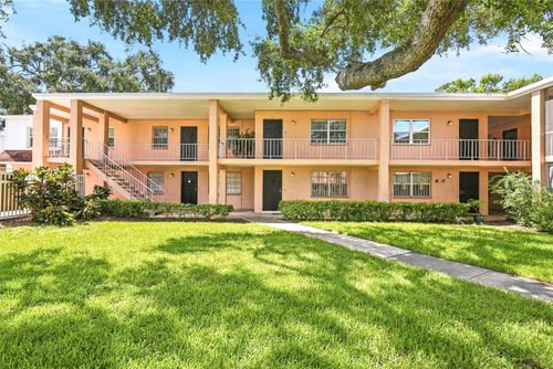142-4702 Michael Ct, TAMPA, FL, 33614-7238 | Card Image