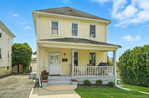 17 Edward St, West Harrison, NY, 10604-2511 | Card Image