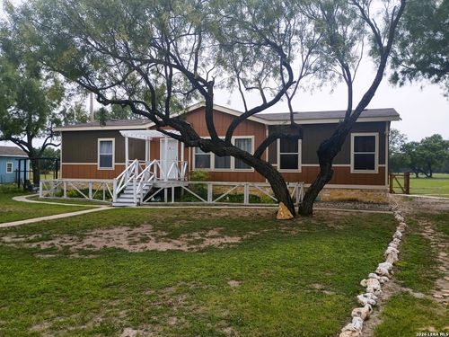 1282 Fort Clark Rd, Brackettville, TX, 78832-5066 | Card Image
