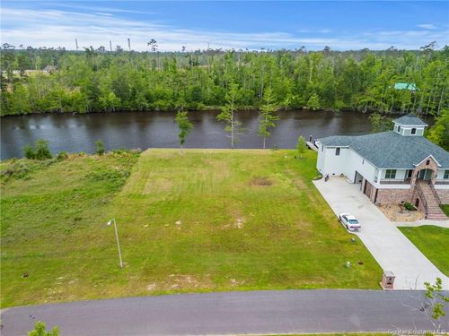 3939 River Moss Ln, Westlake, LA, 70669-5911 | Card Image