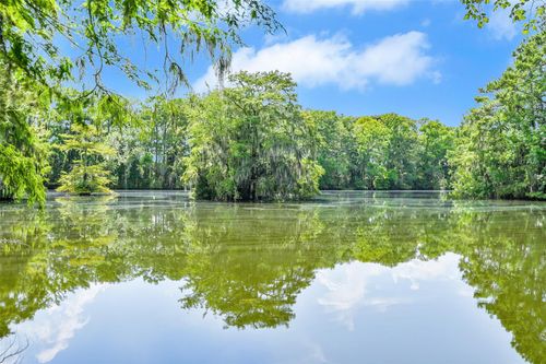 68 Artesian Ave, Cleveland, TX, 77327-8600 | Card Image