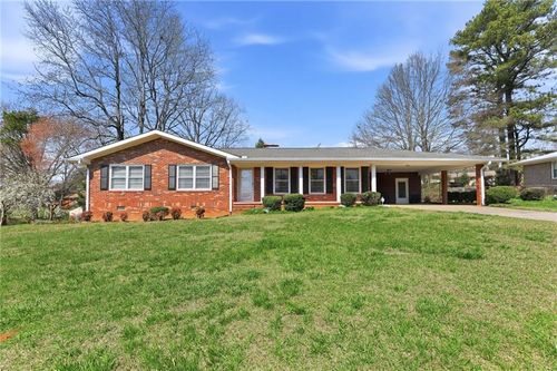 3024 Saint Charles Ave, Gainesville, GA, 30504-5557 | Card Image