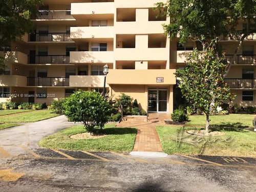 apt-256-3651 Environ Blvd, Lauderhill, FL, 33319-4222 | Card Image