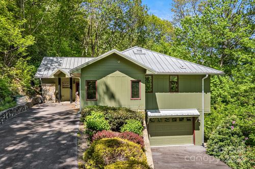 1760 Winding Creek Dr, Waynesville, NC, 28786-6240 | Card Image