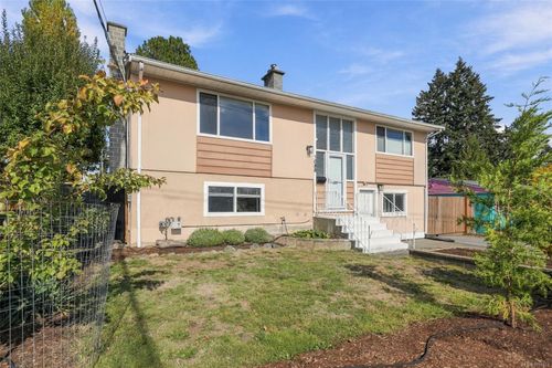 1088 Nelson St, Nanaimo, BC, V9S2K2 | Card Image