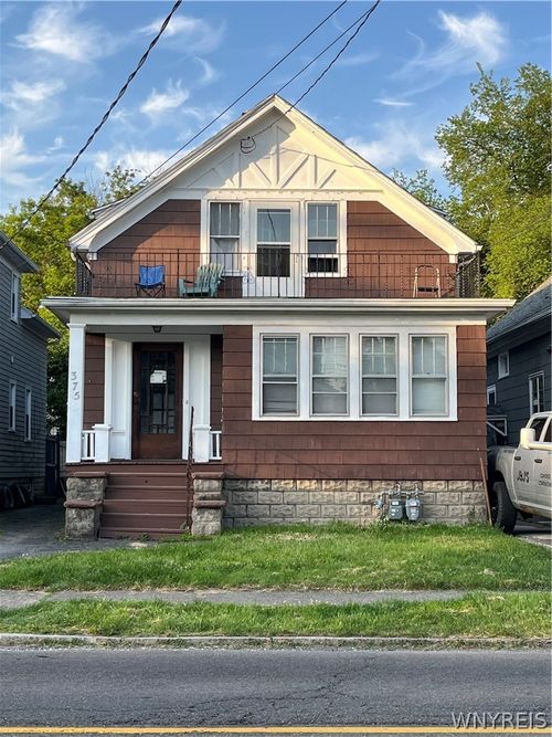 375 Winspear Ave, Buffalo, NY, 14215-1113 | Card Image