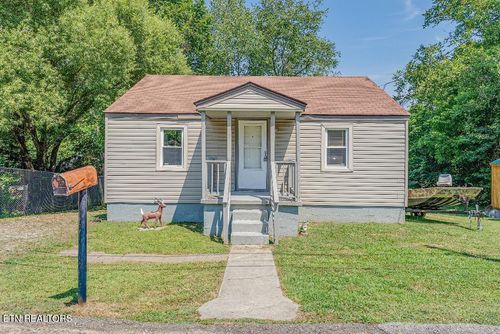 1013 Drive E, Knoxville, TN, 37920-4051 | Card Image