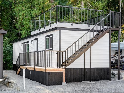432-747 Old Place Rd, Saanichton, BC, V8M0C3 | Card Image