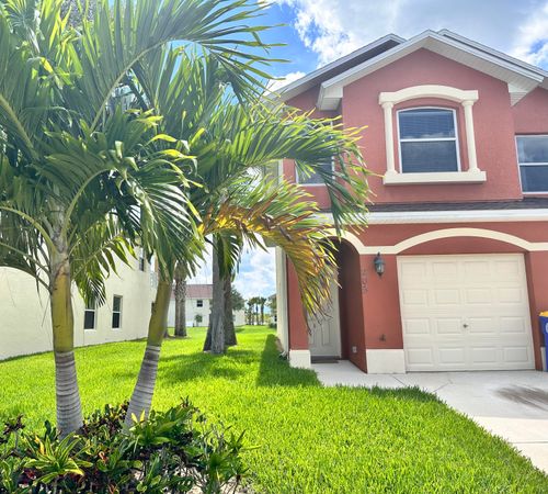205-3900 Playa Del Sol Dr, Rockledge, FL, 32955-4685 | Card Image