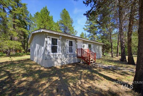 230 Bluejay, McCall, ID, 83638-5054 | Card Image