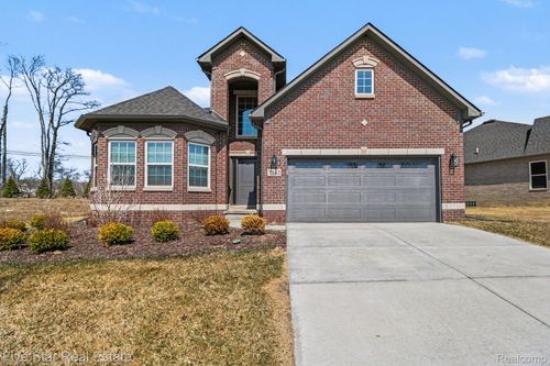 7842 Trailside Court, West Bloomfield Charter Township, MI, 48323 | Card Image