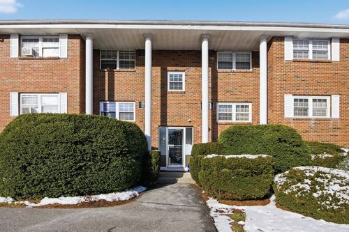 7-39 Pleasant St, Northborough, MA, 01532-1826 | Card Image